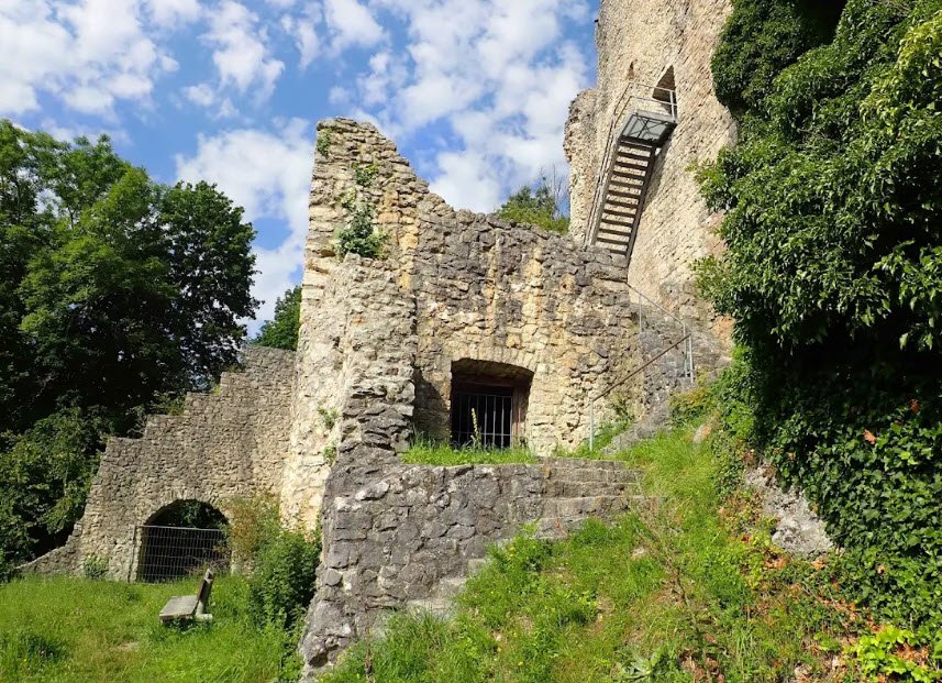 Burgruine Bichishausen, Germany